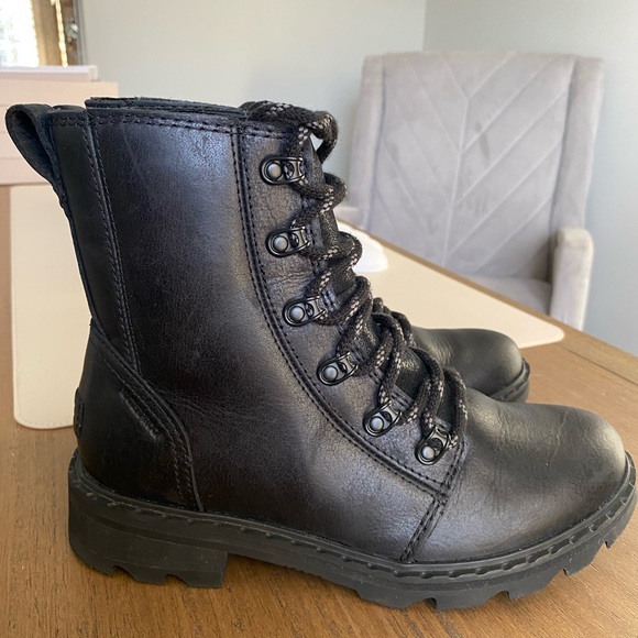 *Like New* Sorel Women's 7 Lennox Lace Rain Boot Waterproof Leather Black Boots - Picture 11 of 14